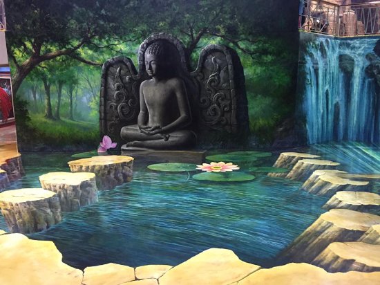 Name:  art-in-paradise-gallery.jpg
Views: 86
Size:  60.7 KB