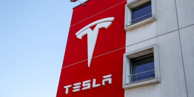Name:  Tesla (1).jpg
Views: 2319
Size:  25.7 KB