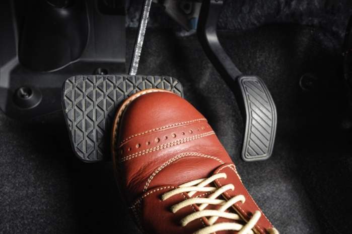 Name:  hard-brake-pedal-intermittent-1e3b.jpg
Views: 170
Size:  31.7 KB