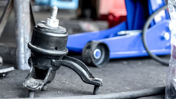 Name:  bad-motor-mount-symptoms-f6fe.jpg
Views: 424
Size:  30.4 KB
